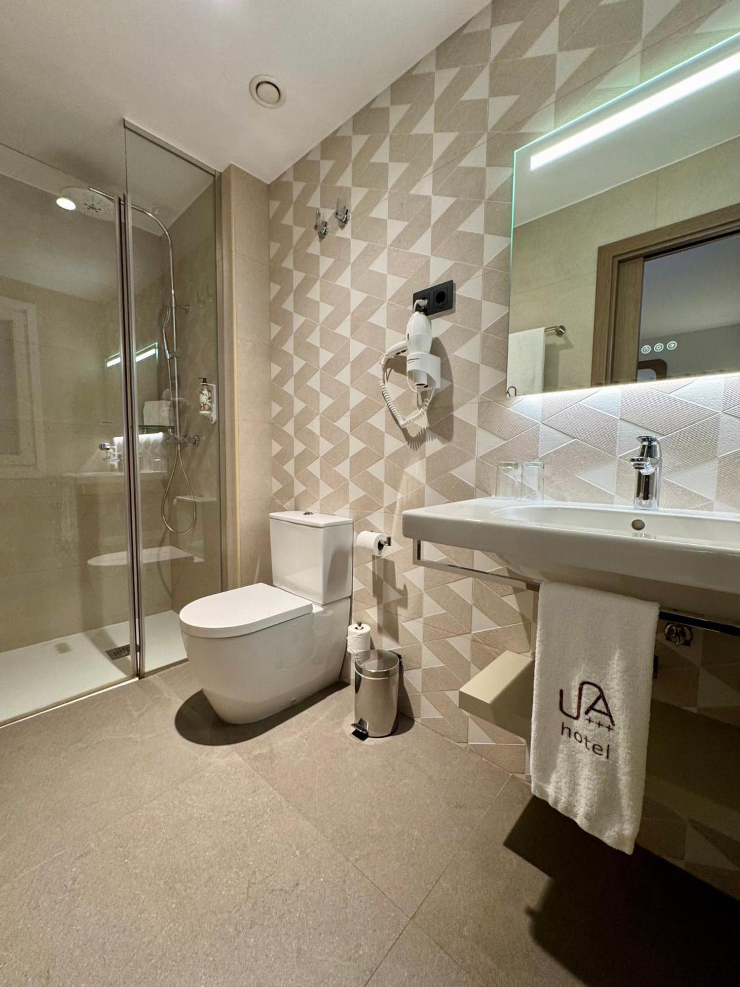 Urban A+++ Hotel Трес Кантос Экстерьер фото